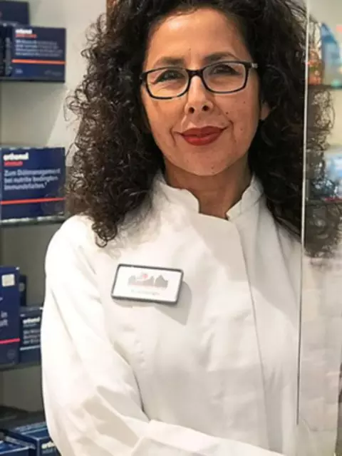 Apothekerin Naciye Arslanoglu